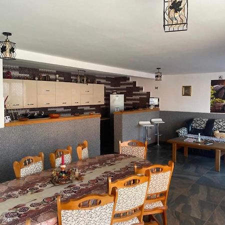 Appartement Casa Raraului à Câmpulung Moldovenesc Extérieur photo