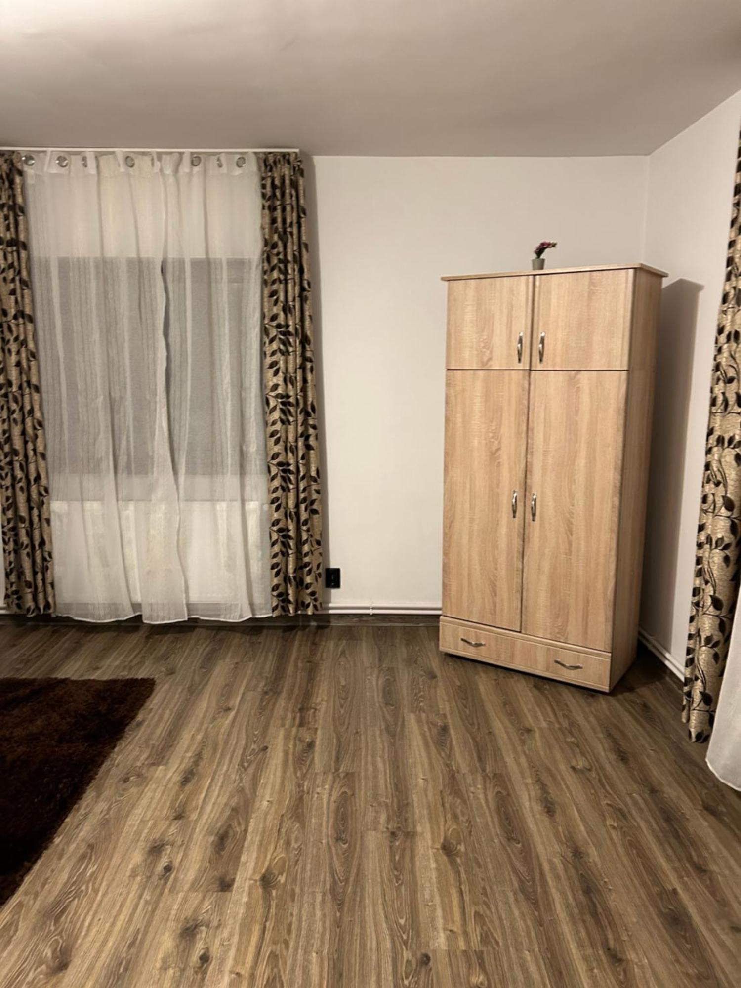 Appartement Casa Raraului à Câmpulung Moldovenesc Extérieur photo