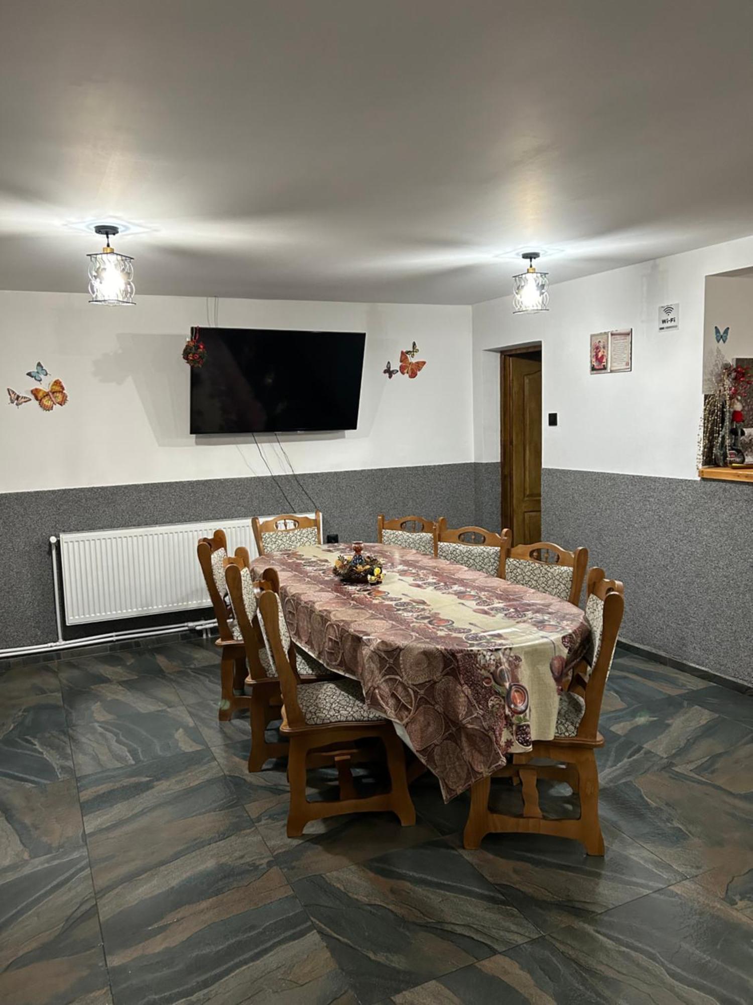 Appartement Casa Raraului à Câmpulung Moldovenesc Extérieur photo