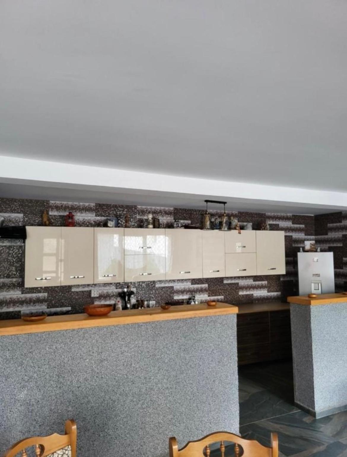 Appartement Casa Raraului à Câmpulung Moldovenesc Extérieur photo