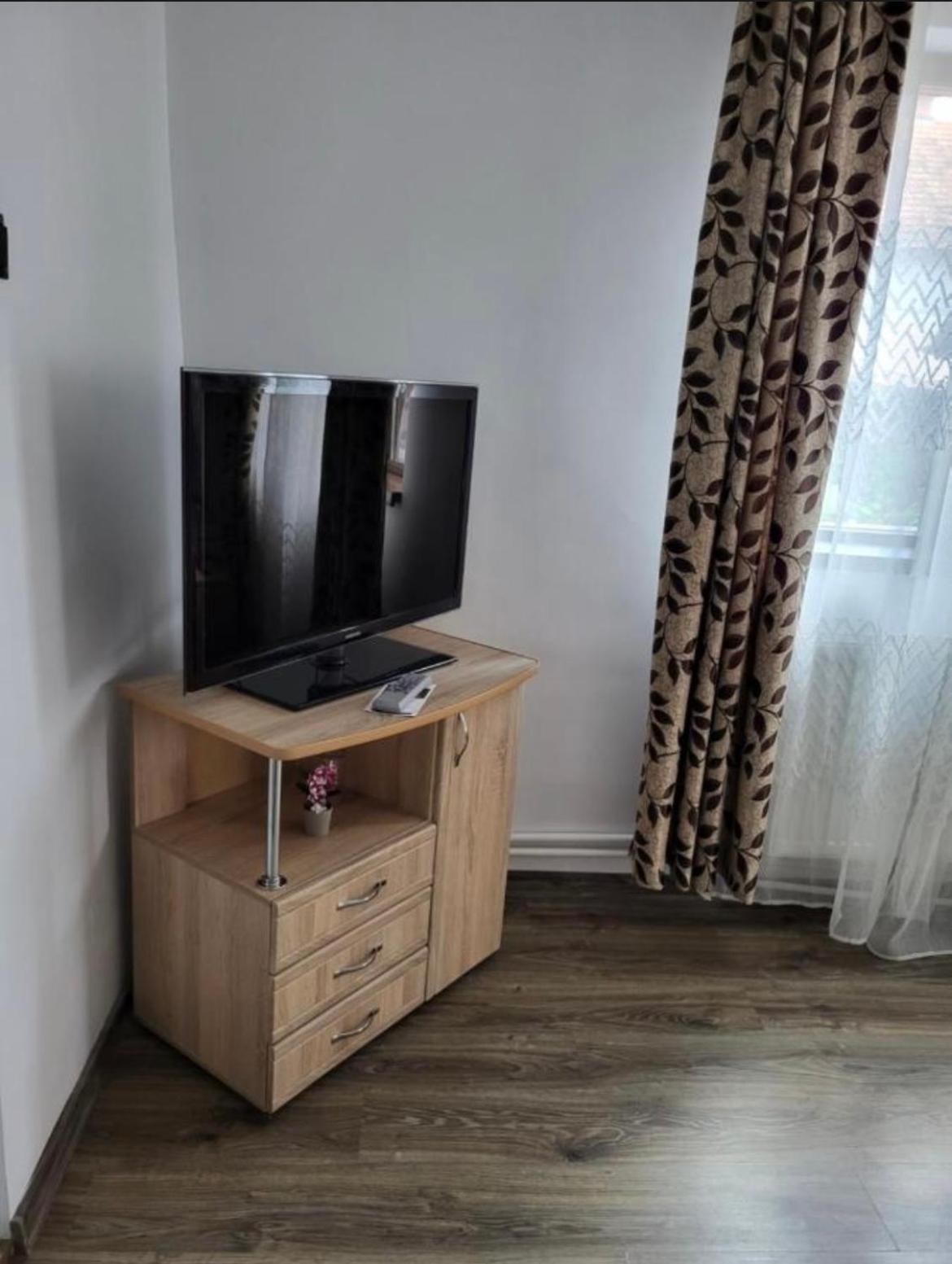 Appartement Casa Raraului à Câmpulung Moldovenesc Extérieur photo